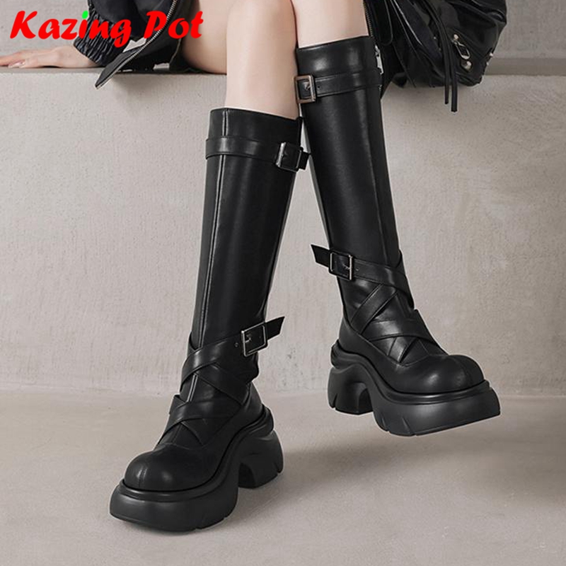 Botki za kolano z metalową kla – Street Fashion Winter recenzja i cena